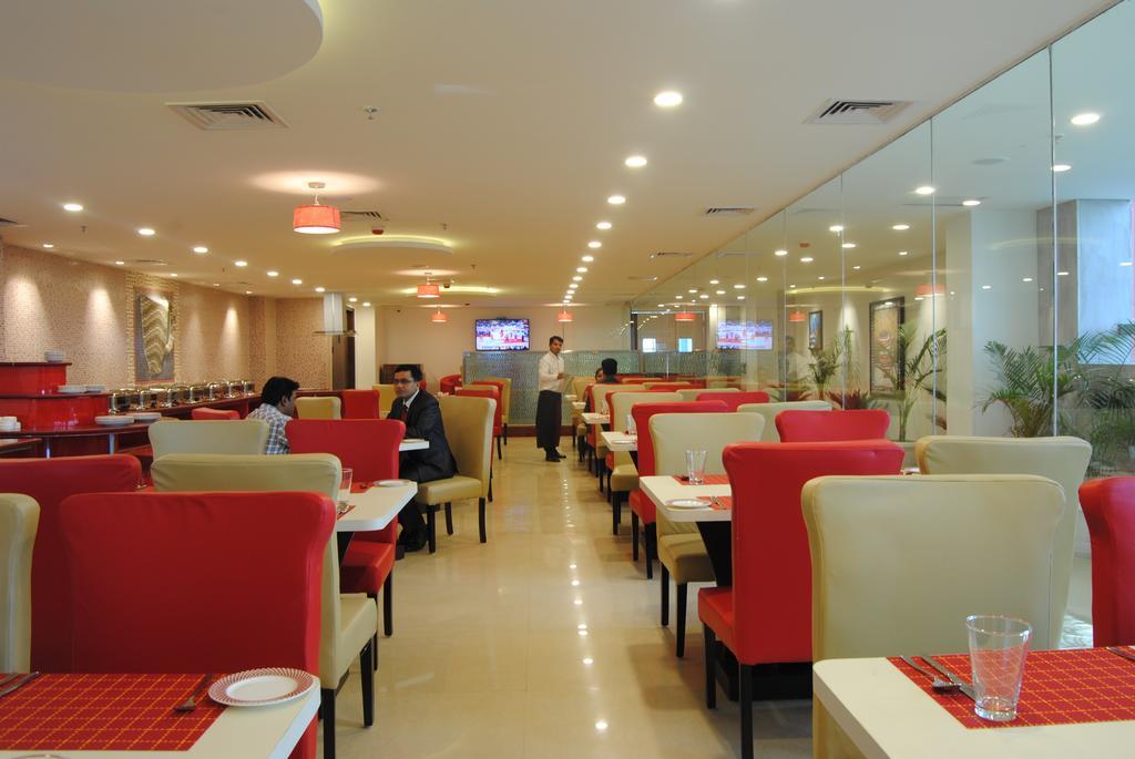 Xenious World Square Hotel ガーズィヤーバード エクステリア 写真