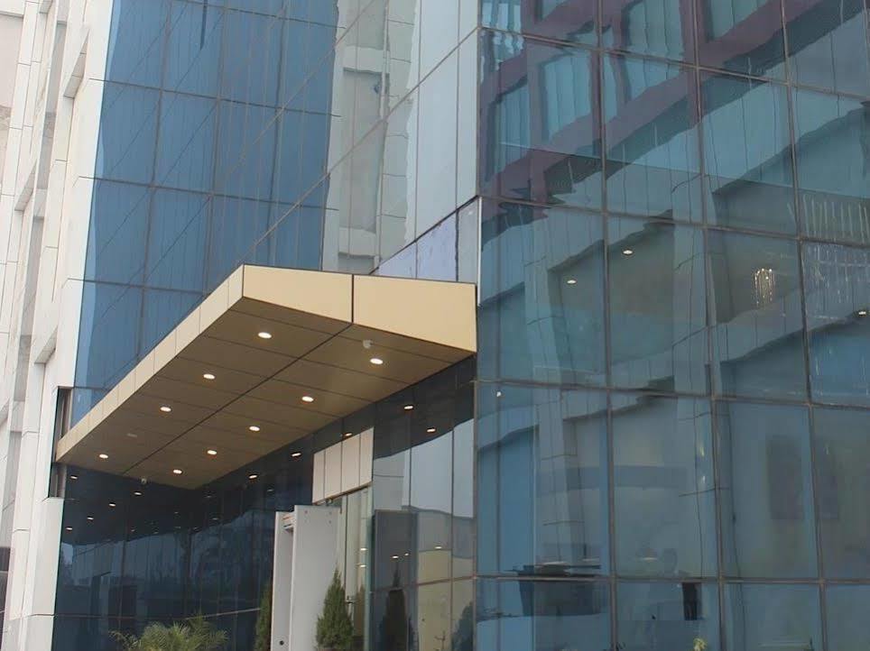 Xenious World Square Hotel ガーズィヤーバード エクステリア 写真